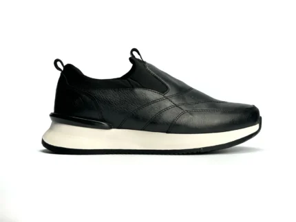 Sneaker Oklahoma Negro